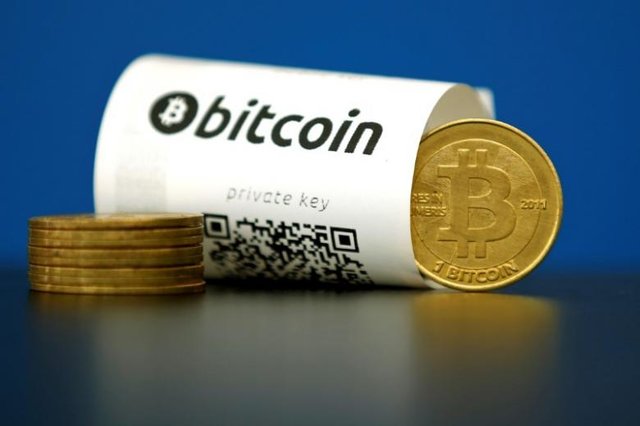 کدام شرکت ها بیتکوین قبول می کنند؟